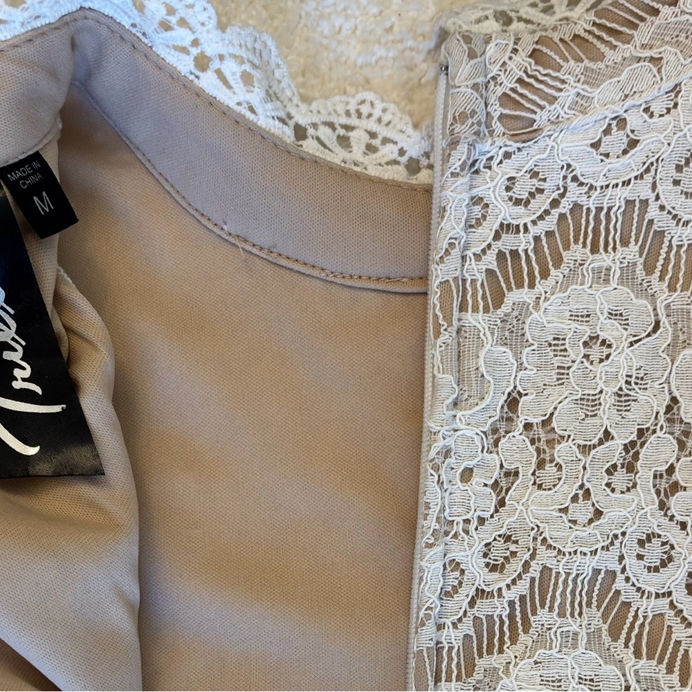 Trixxi Cream Lace Midi Dress - Picture 10 of 11